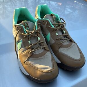 Nike ACG Lowcate size 15